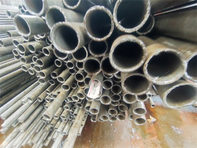 云南大口径精密无缝钢管