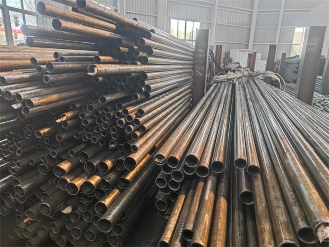 云南35#精密无缝钢管