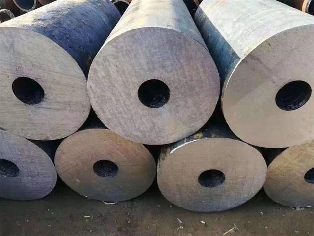 云南35crmo厚壁无缝钢管