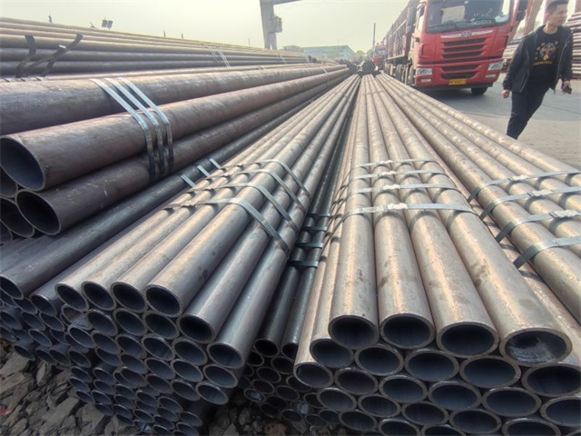 云南20#无缝钢管焊接