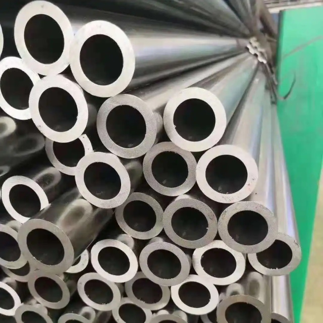 云南20crmnti精密无缝钢管