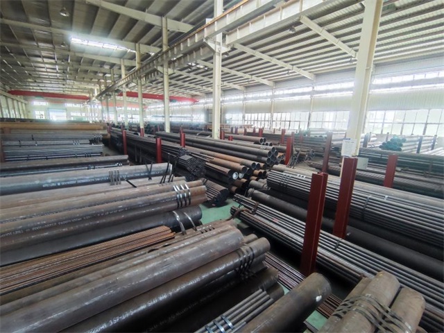 云南15CrMoG高压锅炉用无缝钢管